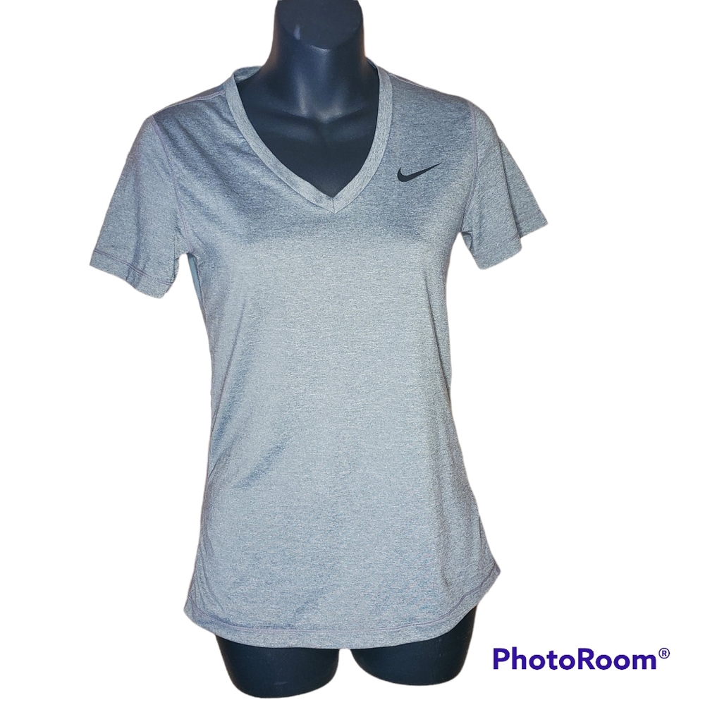 Nike Dri-Fit Grey V-Neck T-Shirt - Women's XS - Like New